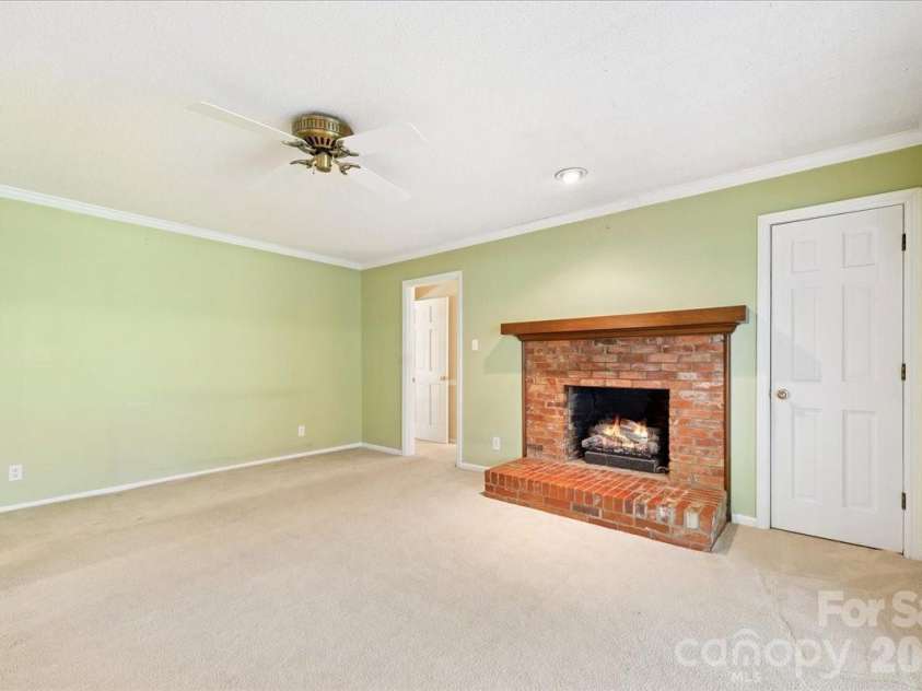 415 Princeton Drive, Salisbury, NC 28144.  MLS# CAR4361528, YatesRealty ID 6263. 