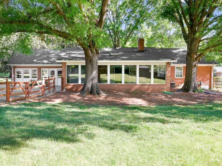 415 Princeton Drive, Salisbury, NC 28144.  MLS# CAR4361528, YatesRealty ID 6263. 