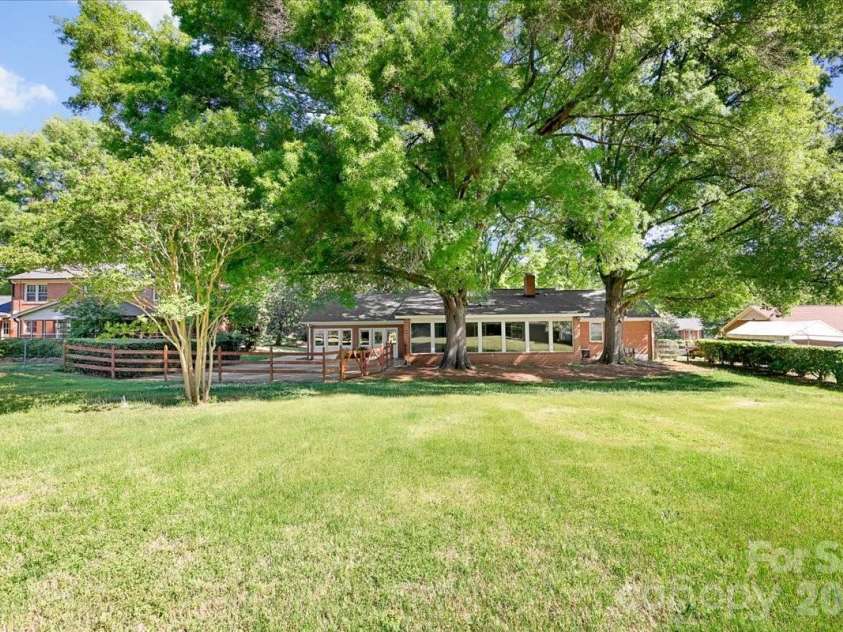 415 Princeton Drive, Salisbury, NC 28144.  MLS# CAR4361528, YatesRealty ID 6263. 
