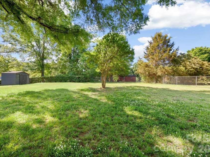 415 Princeton Drive, Salisbury, NC 28144.  MLS# CAR4361528, YatesRealty ID 6263. 