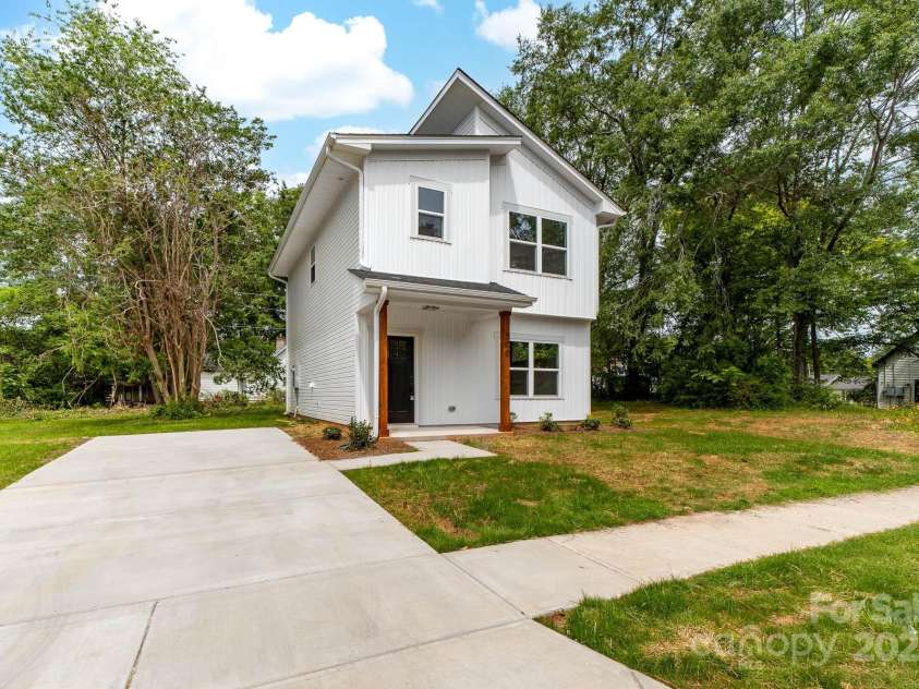 506 Legrand Street, Shelby, NC 28150.  MLS# CAR4239084, YatesRealty ID 6264. 