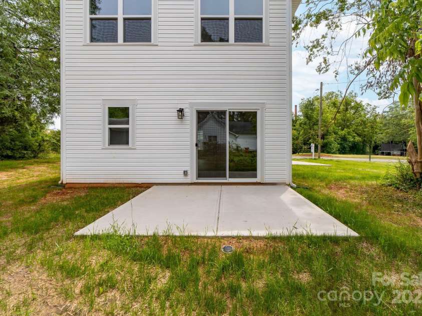 506 Legrand Street, Shelby, NC 28150.  MLS# CAR4239084, YatesRealty ID 6264. 