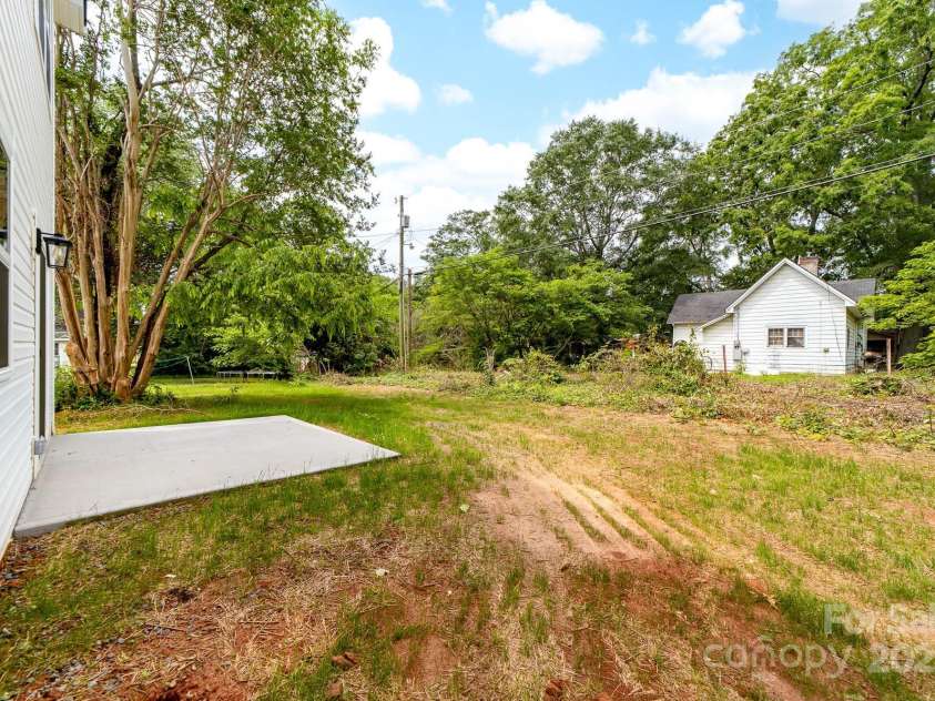 506 Legrand Street, Shelby, NC 28150.  MLS# CAR4239084, YatesRealty ID 6264. 