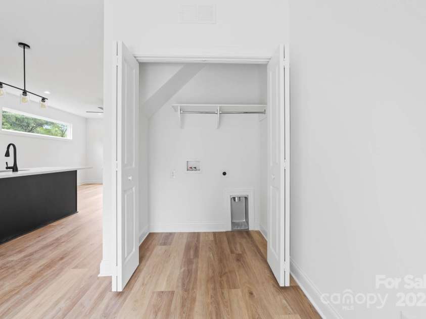 506 Legrand Street, Shelby, NC 28150.  MLS# CAR4239084, YatesRealty ID 6264. 