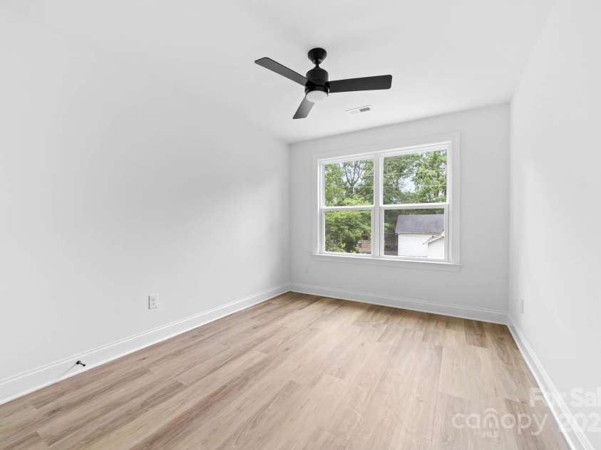 506 Legrand Street, Shelby, NC 28150.  MLS# CAR4239084, YatesRealty ID 6264. 