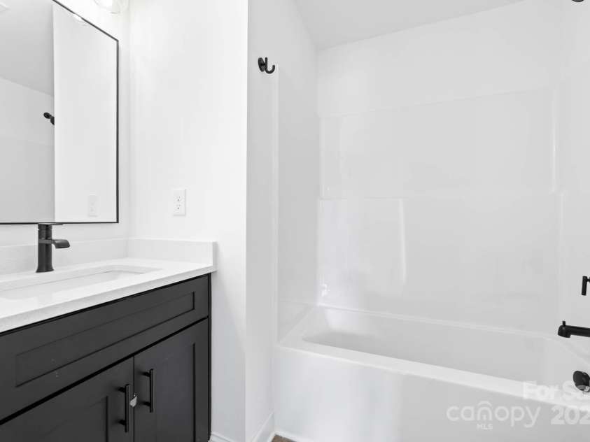 506 Legrand Street, Shelby, NC 28150.  MLS# CAR4239084, YatesRealty ID 6264. 