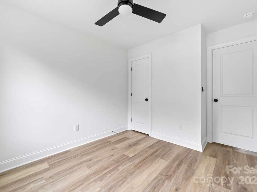 506 Legrand Street, Shelby, NC 28150.  MLS# CAR4239084, YatesRealty ID 6264. 