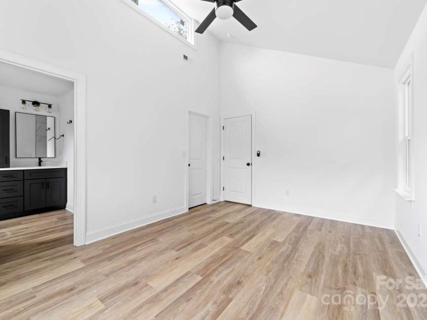 506 Legrand Street, Shelby, NC 28150.  MLS# CAR4328469, YatesRealty ID 6264. 