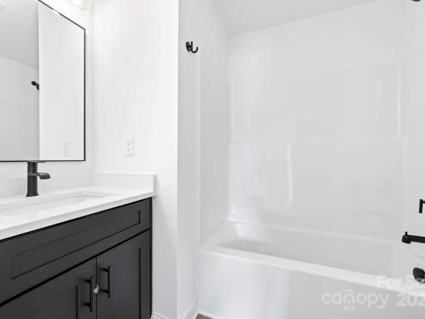 506 Legrand Street, Shelby, NC 28150.  MLS# CAR4328469, YatesRealty ID 6264. 