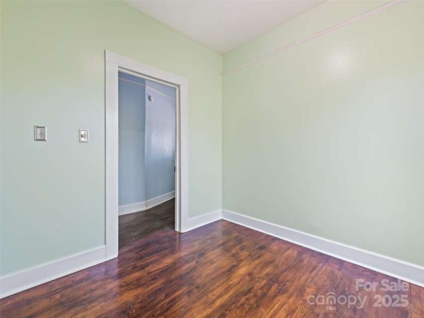 442 and 440 Walnut Street, Waynesville, NC 28786.  MLS# CAR4241877, YatesRealty ID 6266. 