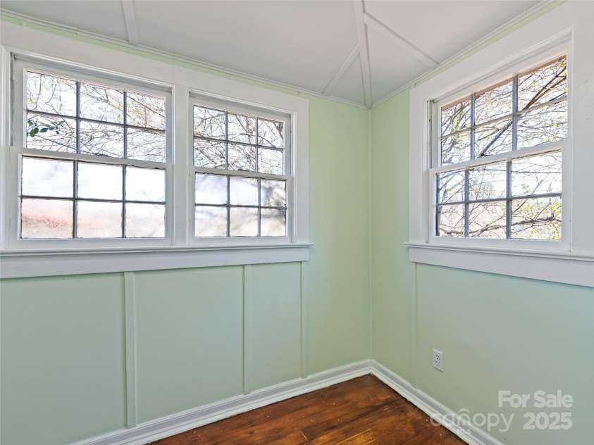 442 and 440 Walnut Street, Waynesville, NC 28786.  MLS# CAR4241877, YatesRealty ID 6266. 