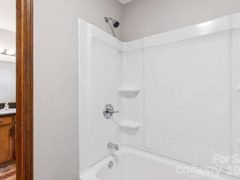 585 Love Street, Concord, NC 28027.  MLS# CAR4361914, YatesRealty ID 6266. Hall Bath