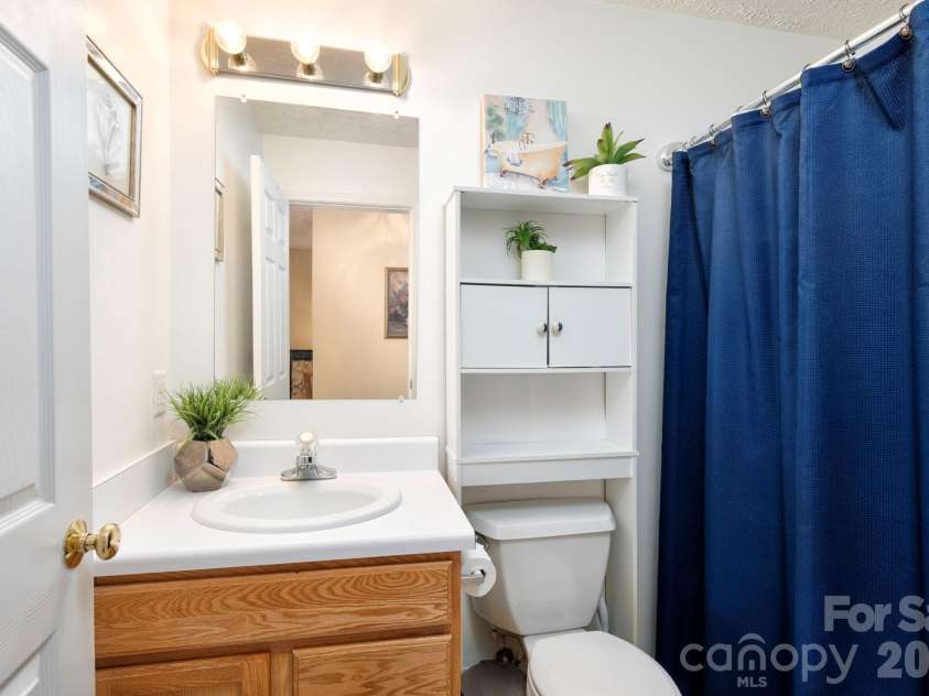 107 Loch Haven Road, Swannanoa, NC 28778.  MLS# CAR4360804, YatesRealty ID 6267. 