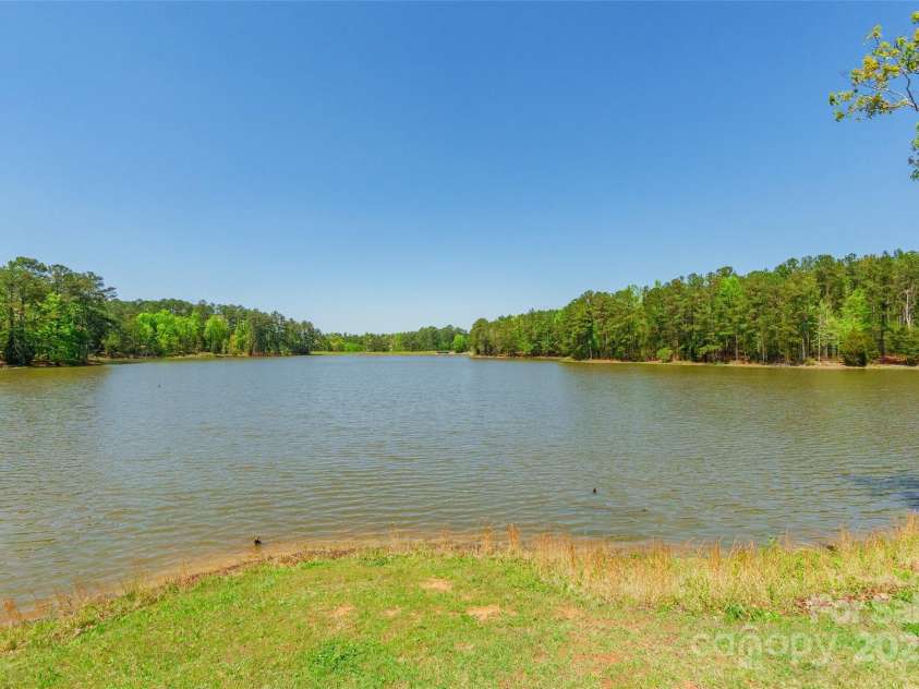 1308 Twin Oaks Drive, Chester, SC 29706.  MLS# CAR4245372, YatesRealty ID 6267. 