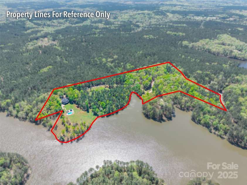 1308 Twin Oaks Drive, Chester, SC 29706.  MLS# CAR4245372, YatesRealty ID 6267. 