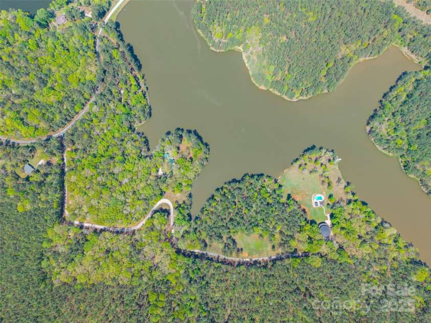 1308 Twin Oaks Drive, Chester, SC 29706.  MLS# CAR4245372, YatesRealty ID 6267. 