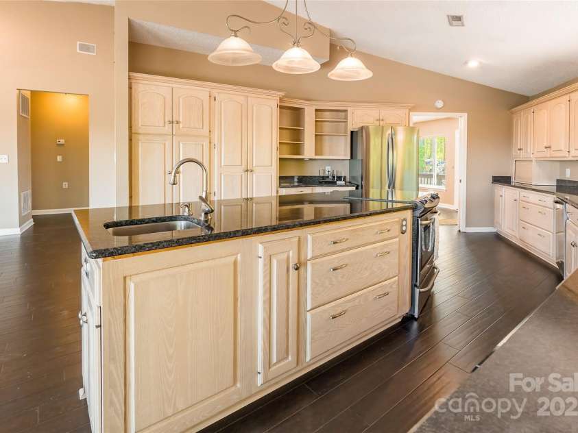 1308 Twin Oaks Drive, Chester, SC 29706.  MLS# CAR4245372, YatesRealty ID 6267. 