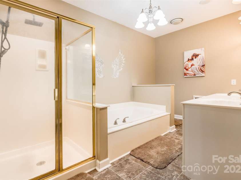 1308 Twin Oaks Drive, Chester, SC 29706.  MLS# CAR4245372, YatesRealty ID 6267. 