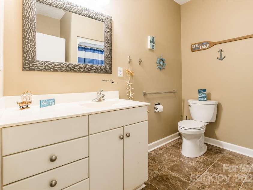 1308 Twin Oaks Drive, Chester, SC 29706.  MLS# CAR4245372, YatesRealty ID 6267. 