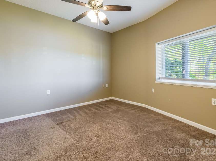 1308 Twin Oaks Drive, Chester, SC 29706.  MLS# CAR4245372, YatesRealty ID 6267. Basement / 2nd living