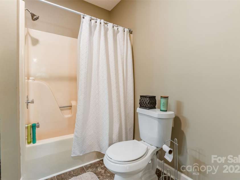 1308 Twin Oaks Drive, Chester, SC 29706.  MLS# CAR4245372, YatesRealty ID 6267. Basement / 2nd living