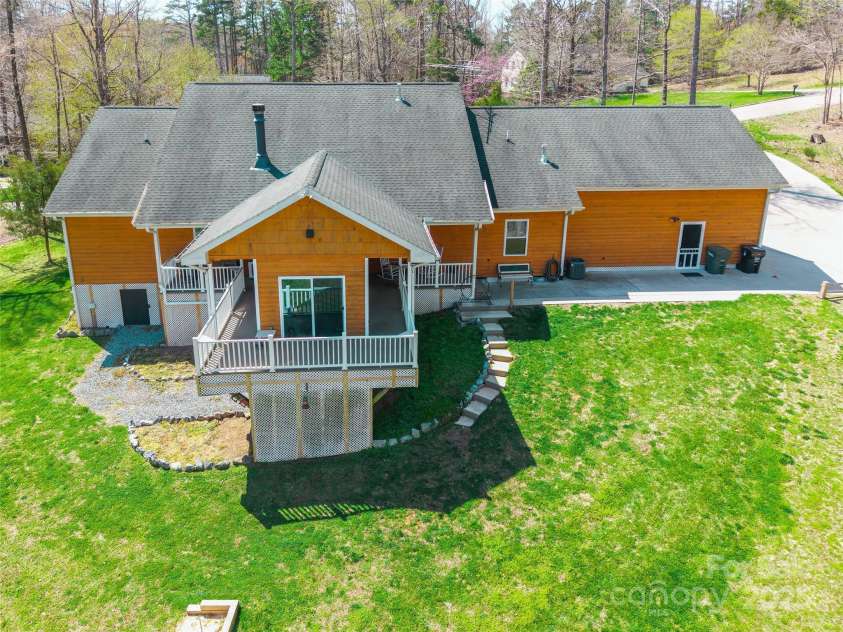 452 Countrywood Place, Concord, NC 28025.  MLS# CAR4239164, YatesRealty ID 6268. 