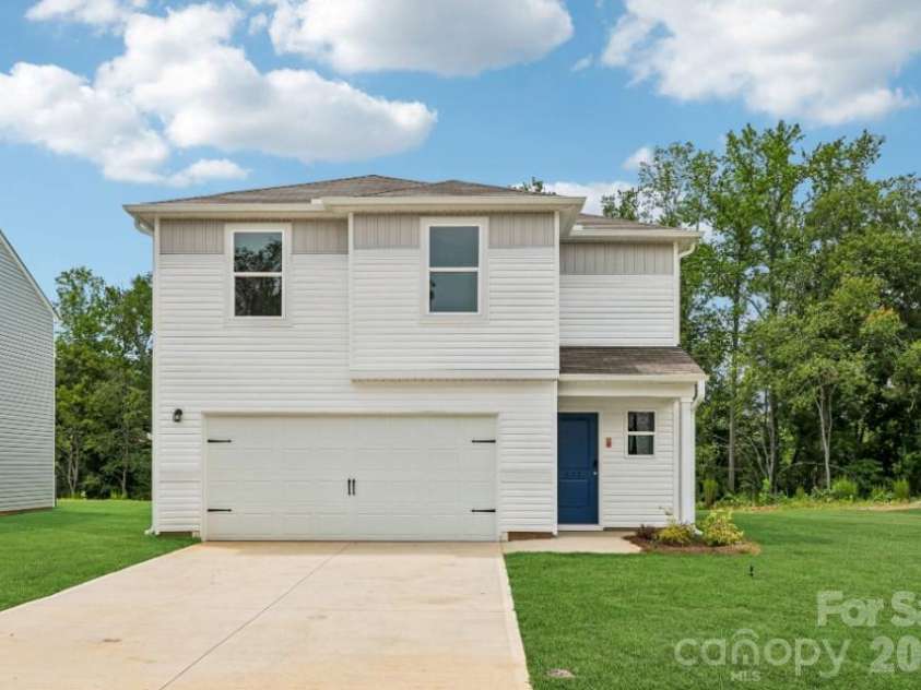 472 Sundown Drive, Spartanburg, SC 29302.  MLS# CAR4362127, YatesRealty ID 6268. 