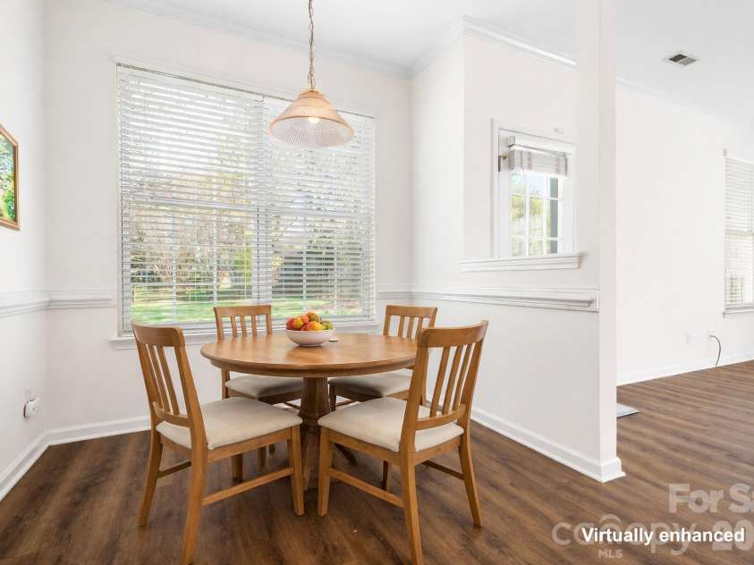 10115 Glencrest Drive, Huntersville, NC 28078.  MLS# CAR4359317, YatesRealty ID 6269. 