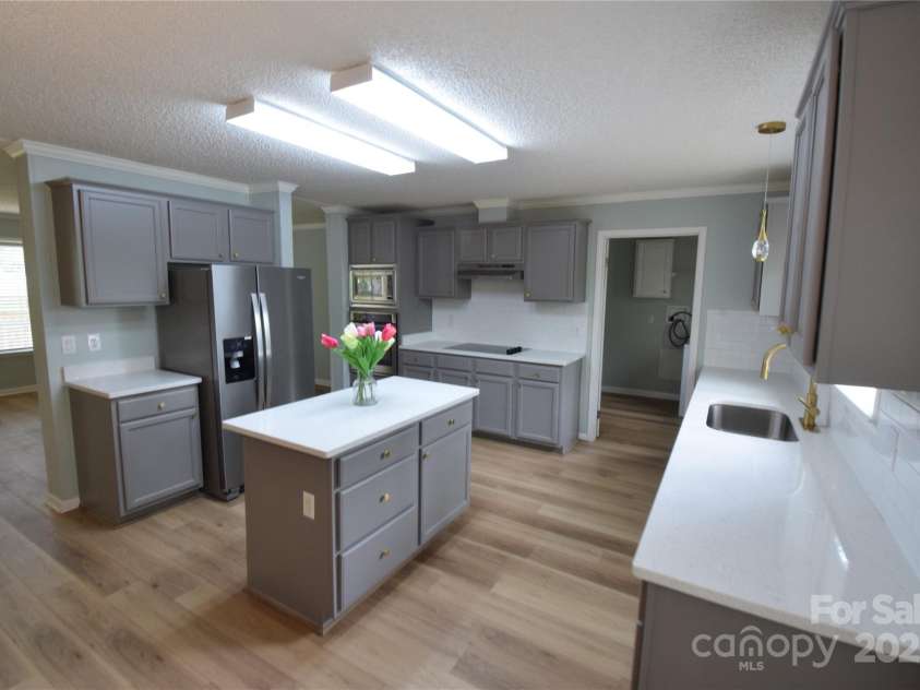 121 Silver Fox Court, Mount Holly, NC 28120.  MLS# CAR4241766, YatesRealty ID 6269. Kitchen View 3