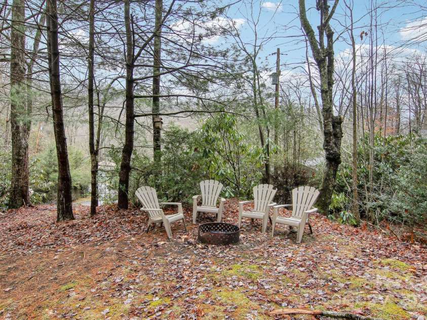 155 Mull Cove Road, Maggie Valley, NC 28751.  MLS# CAR4211776, YatesRealty ID 6271. 