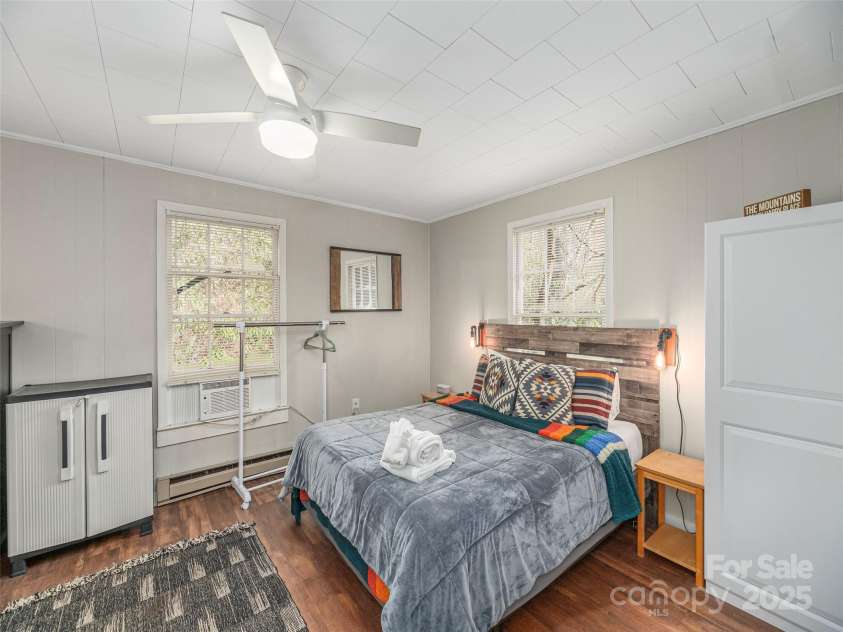 155 Mull Cove Road, Maggie Valley, NC 28751.  MLS# CAR4333073, YatesRealty ID 6271. 