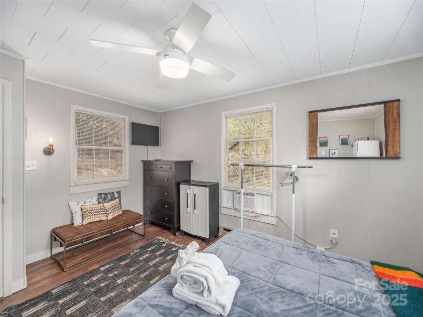 155 Mull Cove Road, Maggie Valley, NC 28751.  MLS# CAR4333073, YatesRealty ID 6271. 