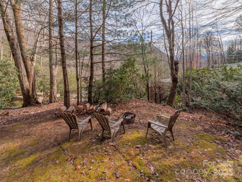 155 Mull Cove Road, Maggie Valley, NC 28751.  MLS# CAR4333073, YatesRealty ID 6271. 