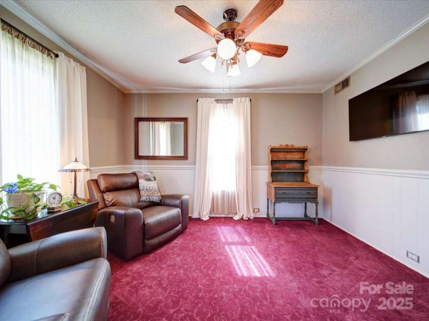 3241 Long Shoals Road, Lincolnton, NC 28092.  MLS# CAR4244038, YatesRealty ID 6272. 