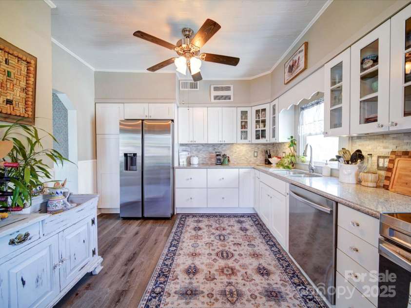 3241 Long Shoals Road, Lincolnton, NC 28092.  MLS# CAR4244038, YatesRealty ID 6272. 