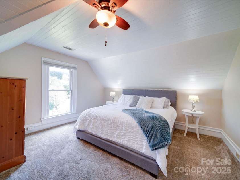 3241 Long Shoals Road, Lincolnton, NC 28092.  MLS# CAR4244038, YatesRealty ID 6272. 