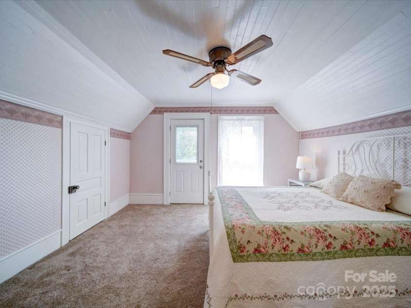 3241 Long Shoals Road, Lincolnton, NC 28092.  MLS# CAR4244038, YatesRealty ID 6272. 