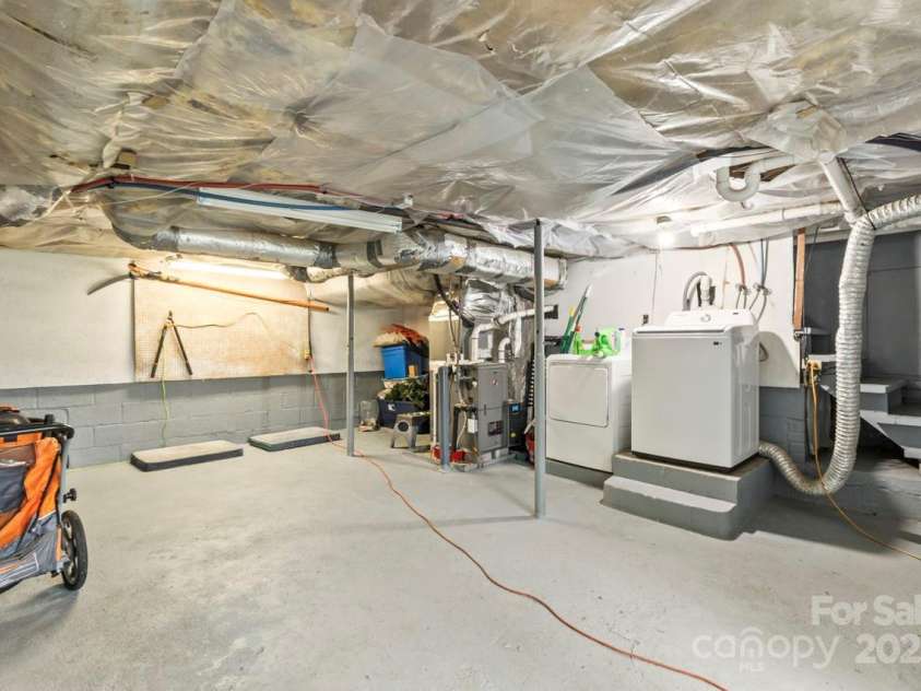 1301 Jackson Street, Kannapolis, NC 28083.  MLS# CAR4239935, YatesRealty ID 6273. 