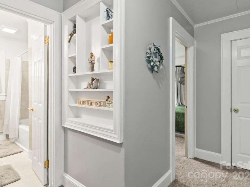 1301 Jackson Street, Kannapolis, NC 28083.  MLS# CAR4239935, YatesRealty ID 6273. Hallway