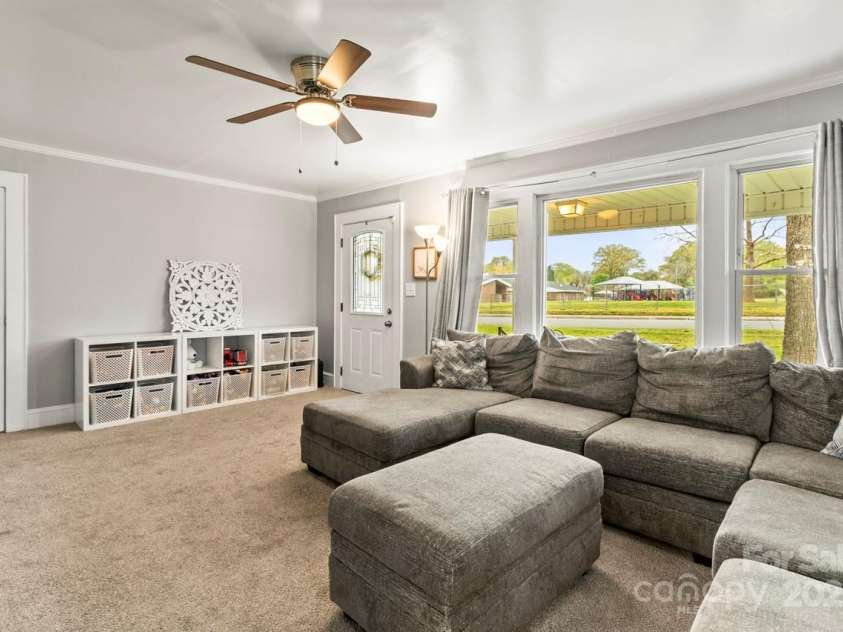 1301 Jackson Street, Kannapolis, NC 28083.  MLS# CAR4239935, YatesRealty ID 6273. Look at those beautiful windows