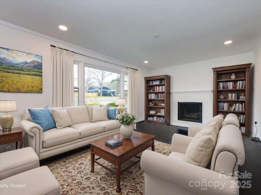 2286 Kilborne Drive, Charlotte, NC 28205.  MLS# CAR4224479, YatesRealty ID 6274. Virtually staged