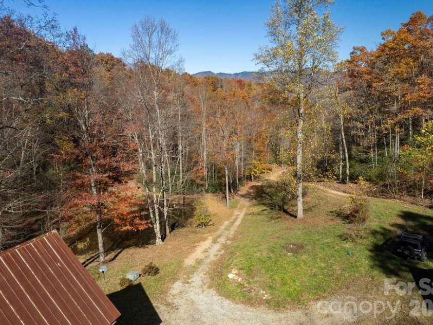 930 Copperhead Cove, Sylva, NC 28779.  MLS# CAR4392663, YatesRealty ID 6274. 