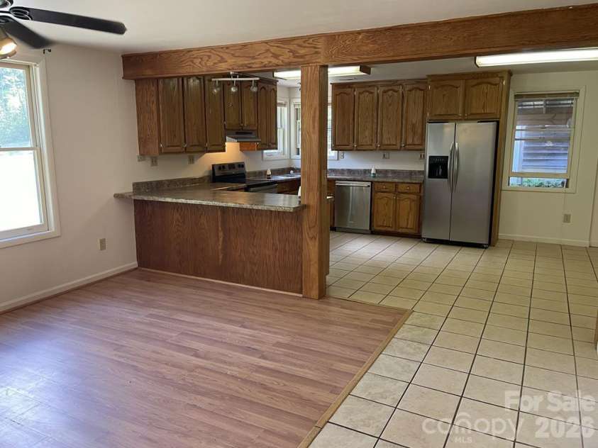 930 Copperhead Cove, Sylva, NC 28779.  MLS# CAR4392663, YatesRealty ID 6274. 