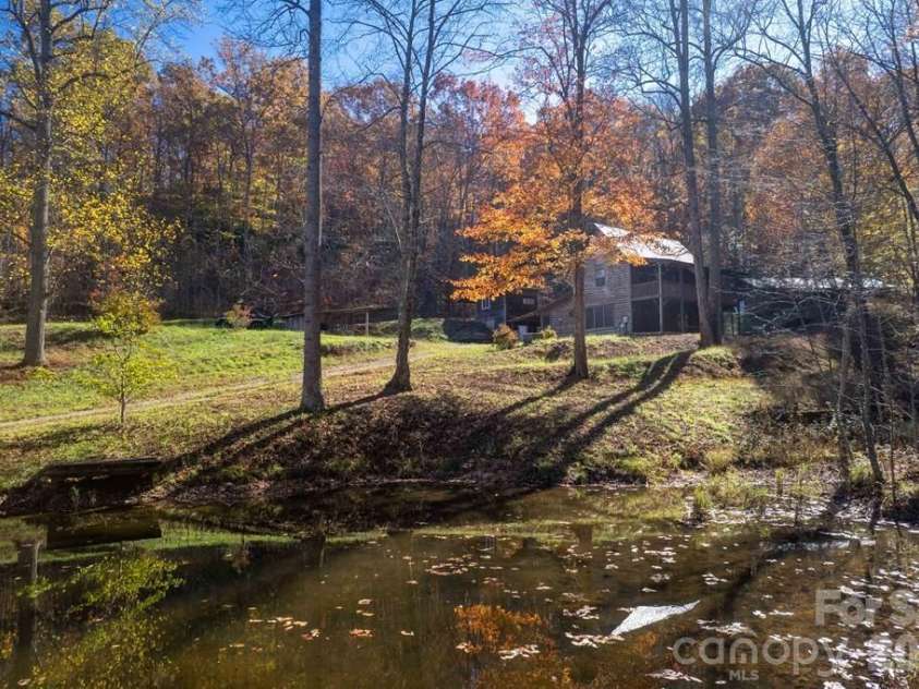 930 Copperhead Cove, Sylva, NC 28779.  MLS# CAR4392663, YatesRealty ID 6274. 