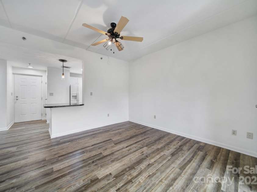 211 Heritage Boulevard, Fort Mill, SC 29715.  MLS# CAR4238996, YatesRealty ID 6275. 