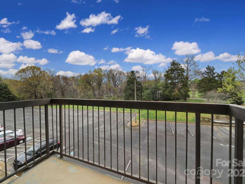 211 Heritage Boulevard, Fort Mill, SC 29715.  MLS# CAR4238996, YatesRealty ID 6275. 