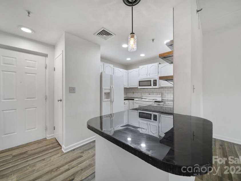 211 Heritage Boulevard, Fort Mill, SC 29715.  MLS# CAR4238996, YatesRealty ID 6275. 