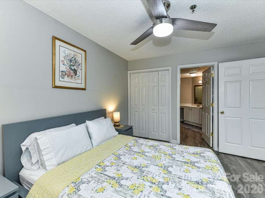 211 Heritage Boulevard, Fort Mill, SC 29715.  MLS# CAR4342832, YatesRealty ID 6275. 