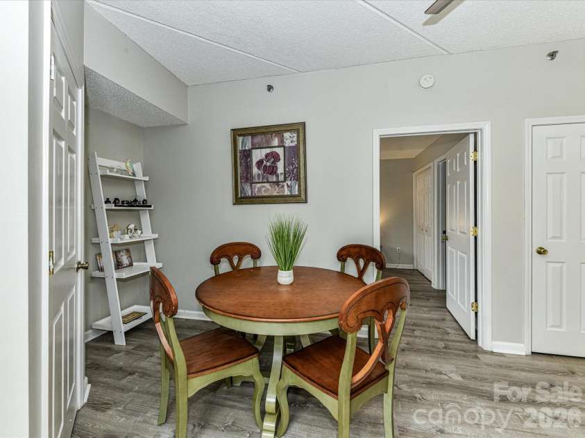 211 Heritage Boulevard, Fort Mill, SC 29715.  MLS# CAR4342832, YatesRealty ID 6275. Dining area or continued living space
