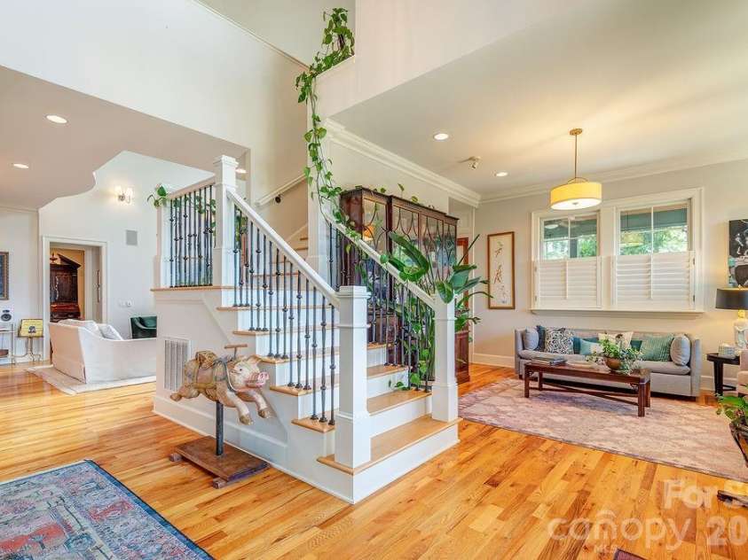 3 Gale Kelly Court, Weaverville, NC 28787.  MLS# CAR4361031, YatesRealty ID 6275. 